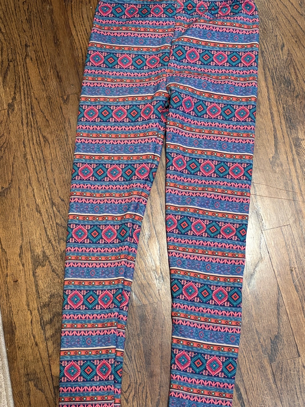 Women’s  Pink & Blue Geo-Print Leggings with fleece lining - medium
